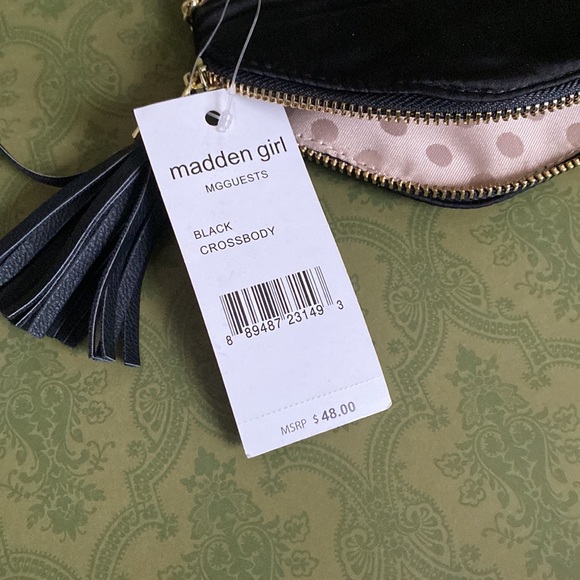 Madden Girl Crossbody - Picture 5 of 5